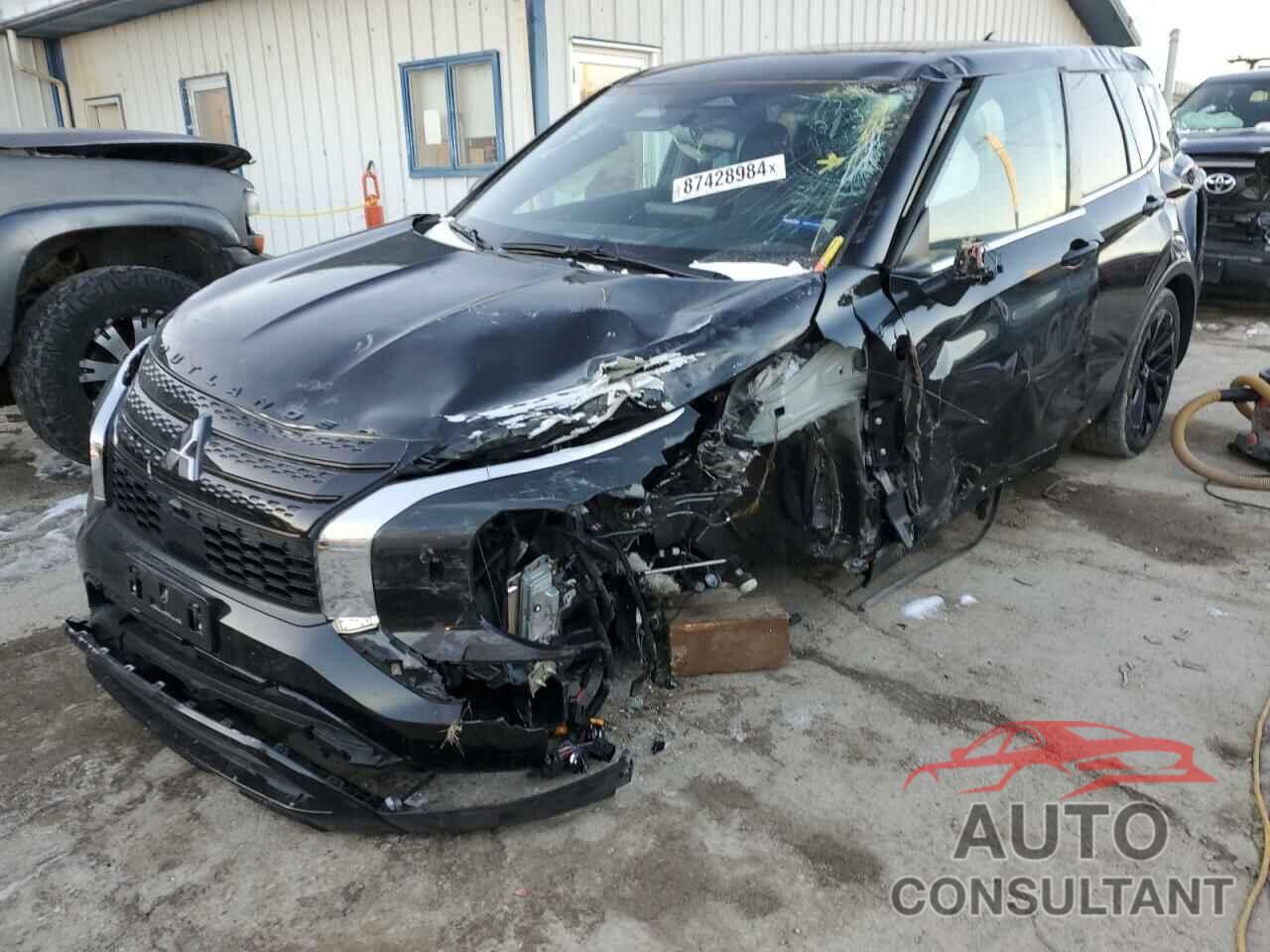 MITSUBISHI OUTLANDER 2023 - JA4J4VA8XPZ037843