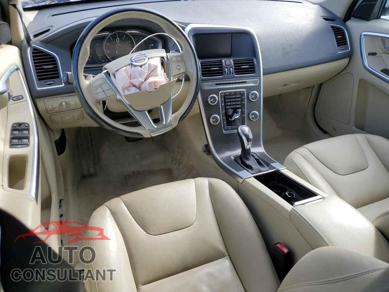 VOLVO XC60 2015 - YV4902RK2F2682297