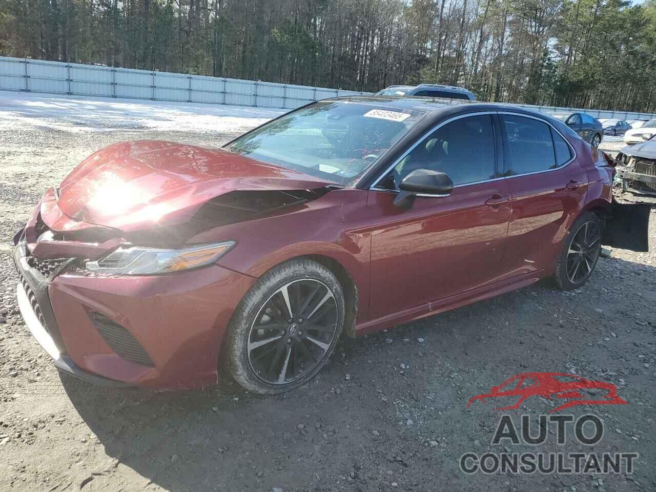 TOYOTA CAMRY 2018 - 4T1B61HK1JU668351