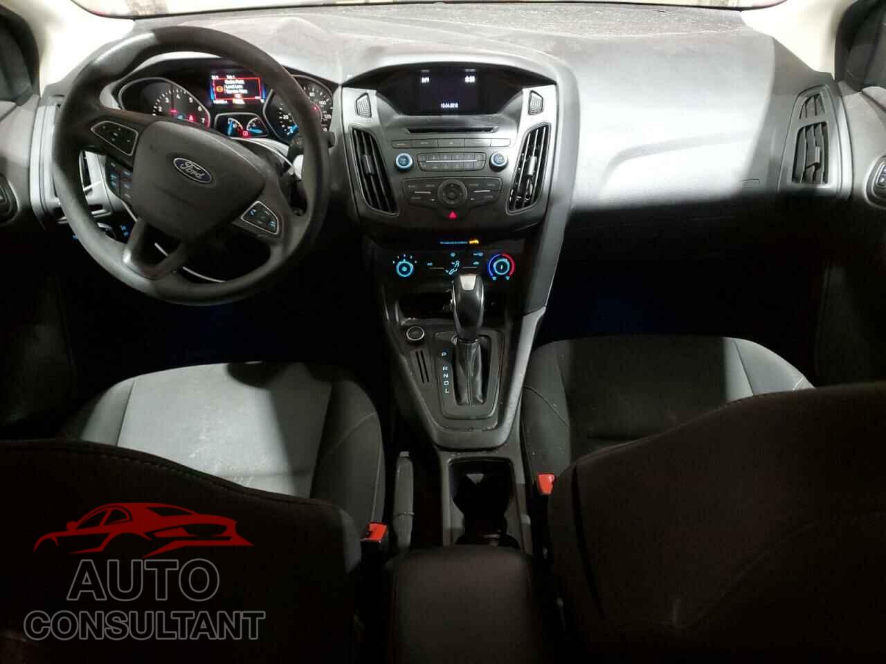 FORD FOCUS 2016 - 1FADP3F21GL376003
