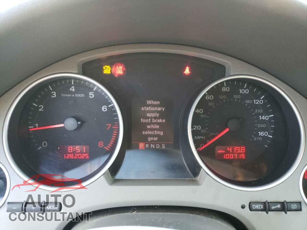 AUDI A4 2009 - WAUDF48H69K006336