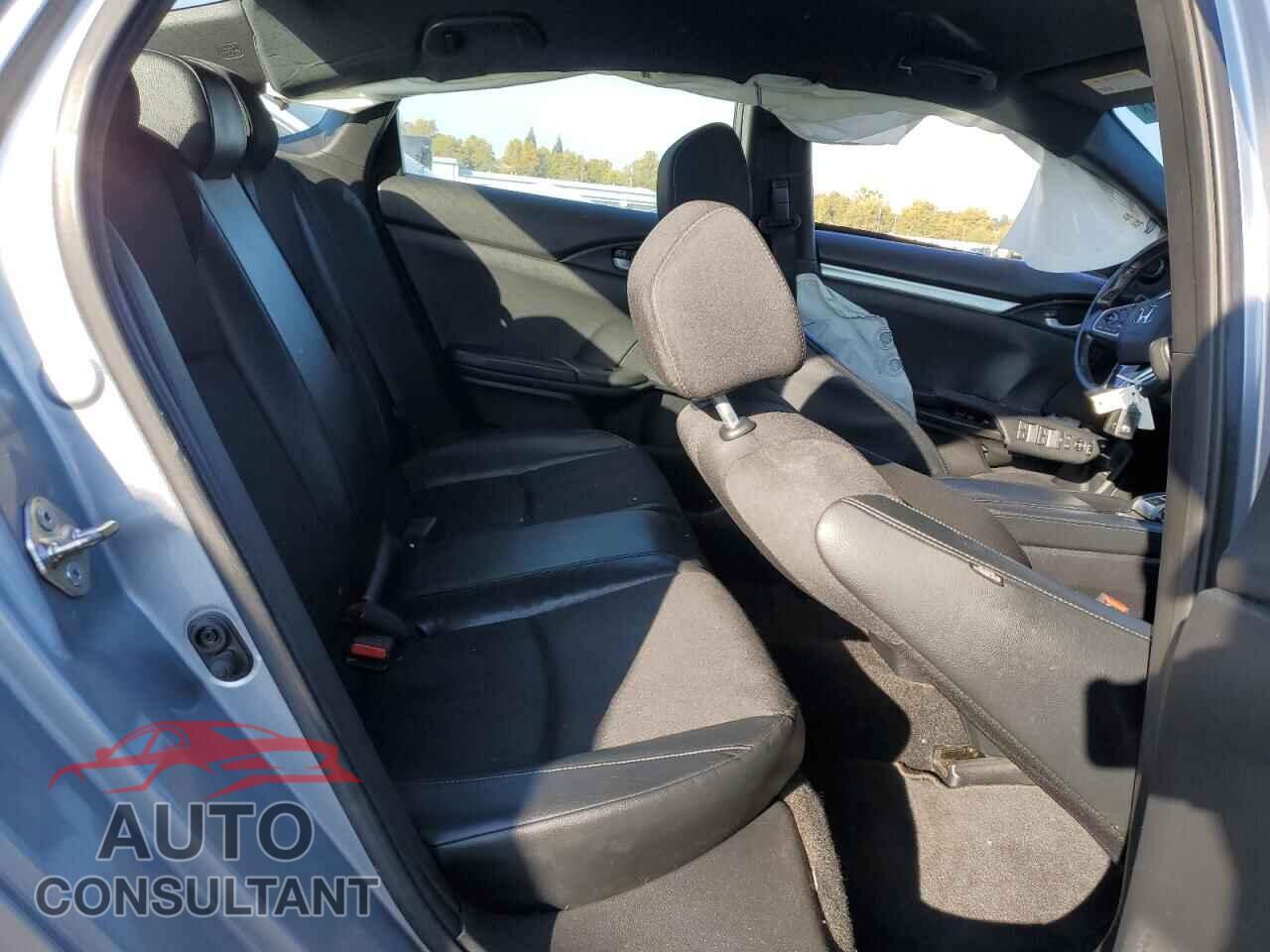 HONDA CIVIC 2019 - 2HGFC2F88KH519467