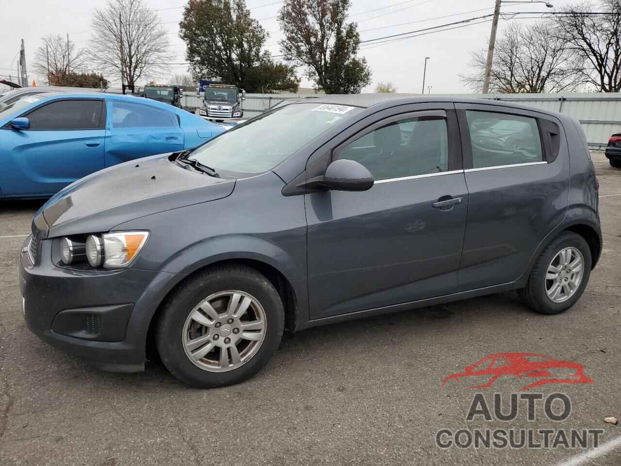 CHEVROLET SONIC 2013 - 1G1JC6SH3D4176548