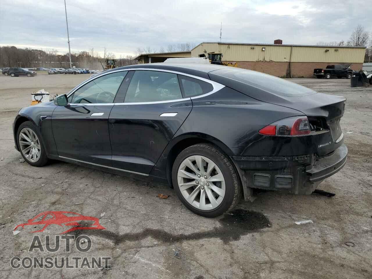 TESLA MODEL S 2018 - 5YJSA1E20JF261699