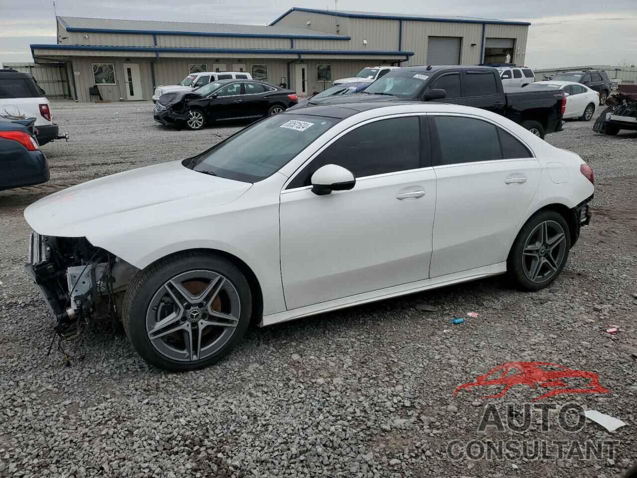 MERCEDES-BENZ A-CLASS 2020 - W1K3G4FB0LJ235916