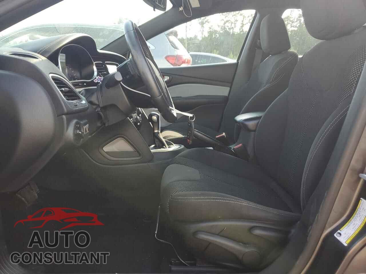 DODGE DART 2015 - 1C3CDFBB7FD391317
