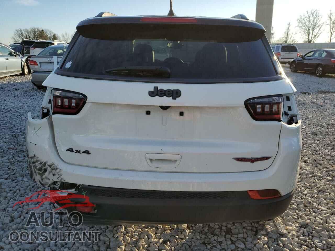 JEEP COMPASS 2019 - 3C4NJDDB7KT756470
