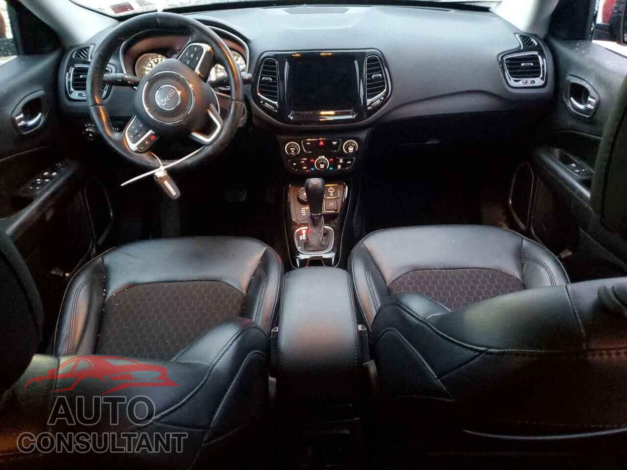JEEP COMPASS 2020 - 3C4NJDBB7LT168525
