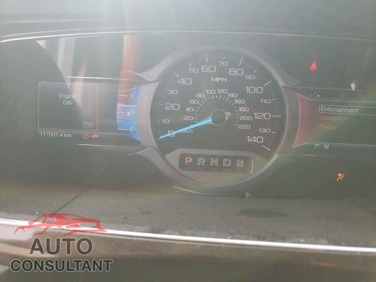 FORD TAURUS 2018 - 1FAHP2J83JG128973