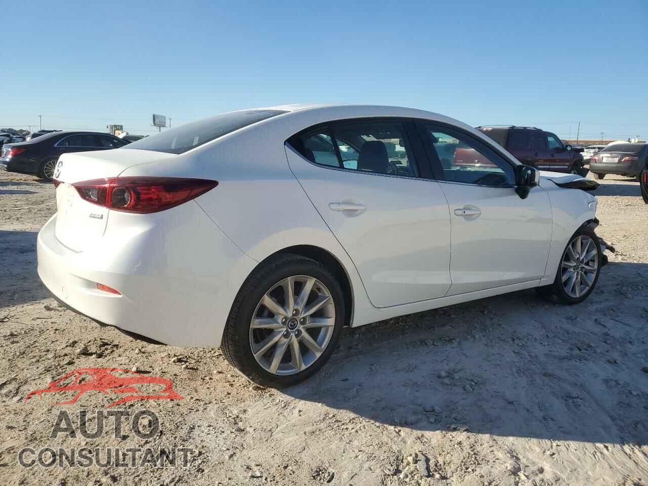 MAZDA 3 2017 - 3MZBN1V72HM118532