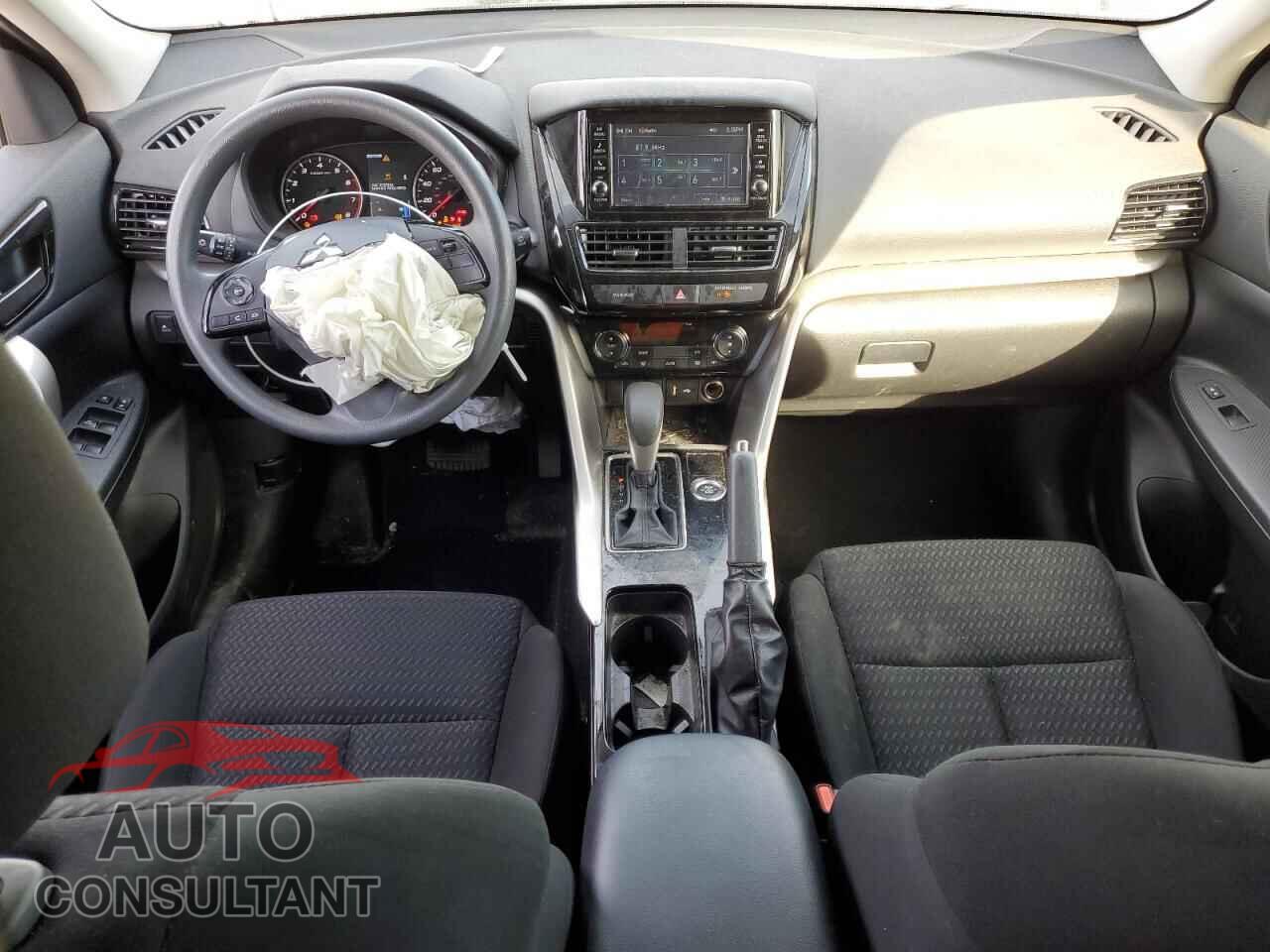 MITSUBISHI ECLIPSE 2024 - JA4ATUAA8RZ070357