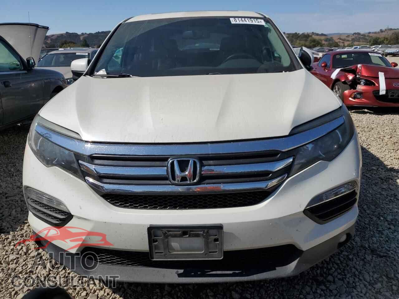 HONDA PILOT 2017 - 5FNYF5H54HB043106