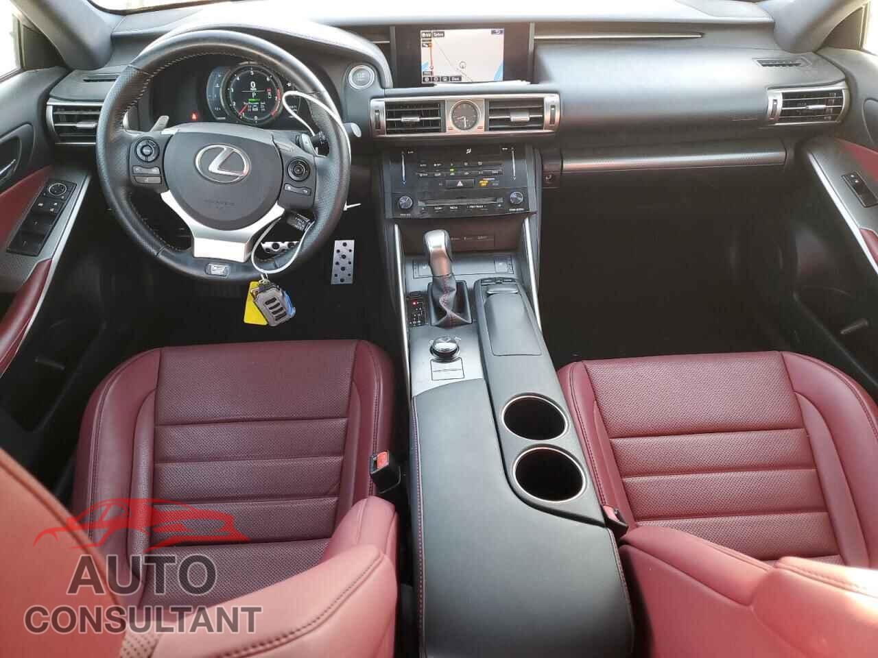 LEXUS IS 2014 - JTHBE1D21E5003851