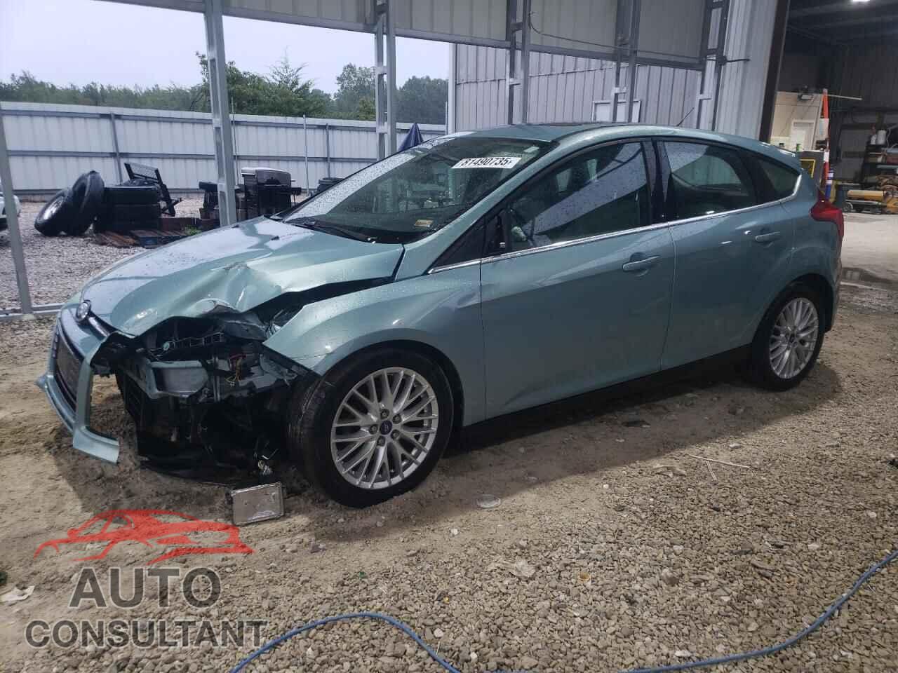 FORD FOCUS 2012 - 1FAHP3M28CL400389