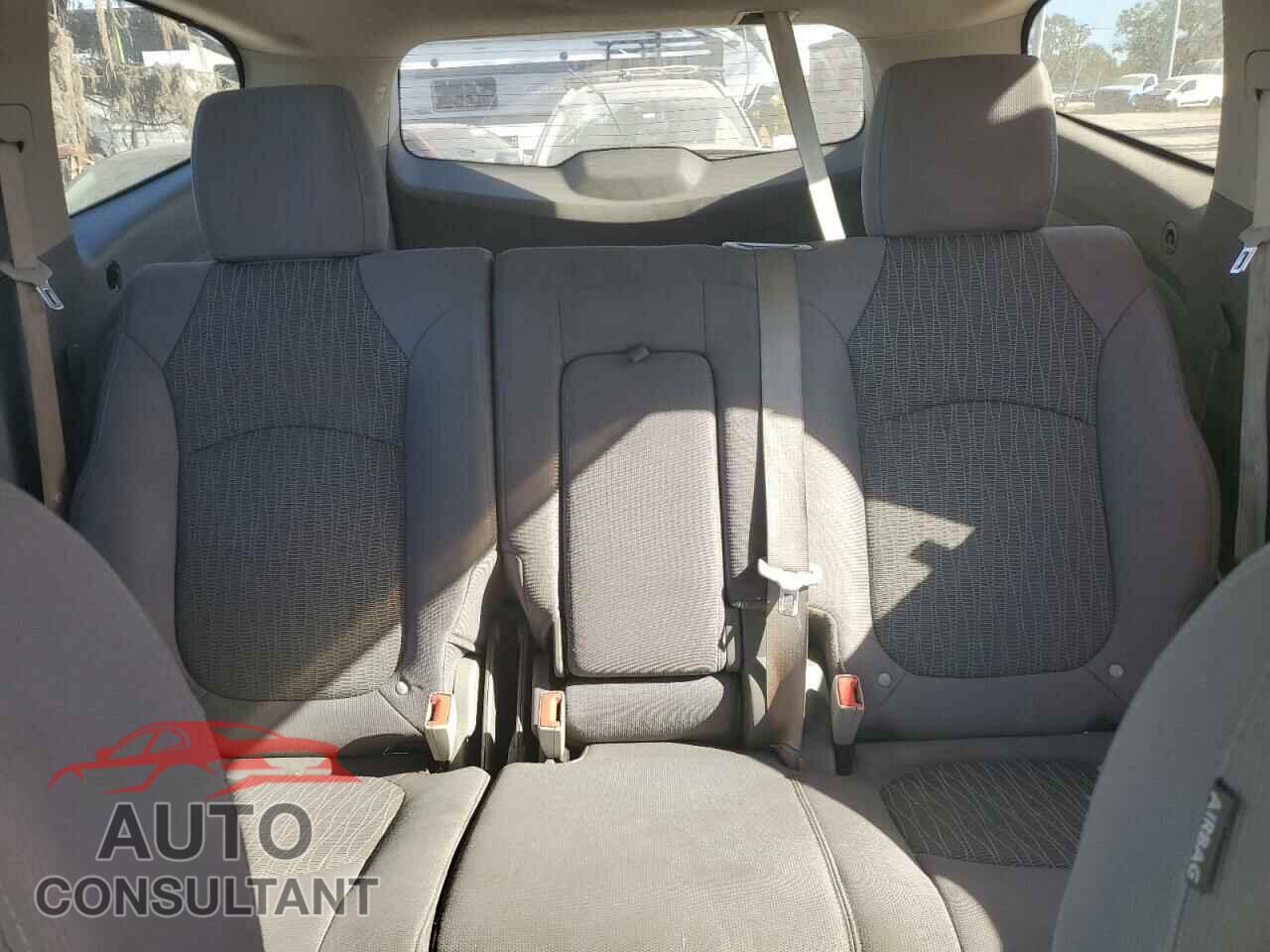 CHEVROLET TRAVERSE 2014 - 1GNKRFKD2EJ109571