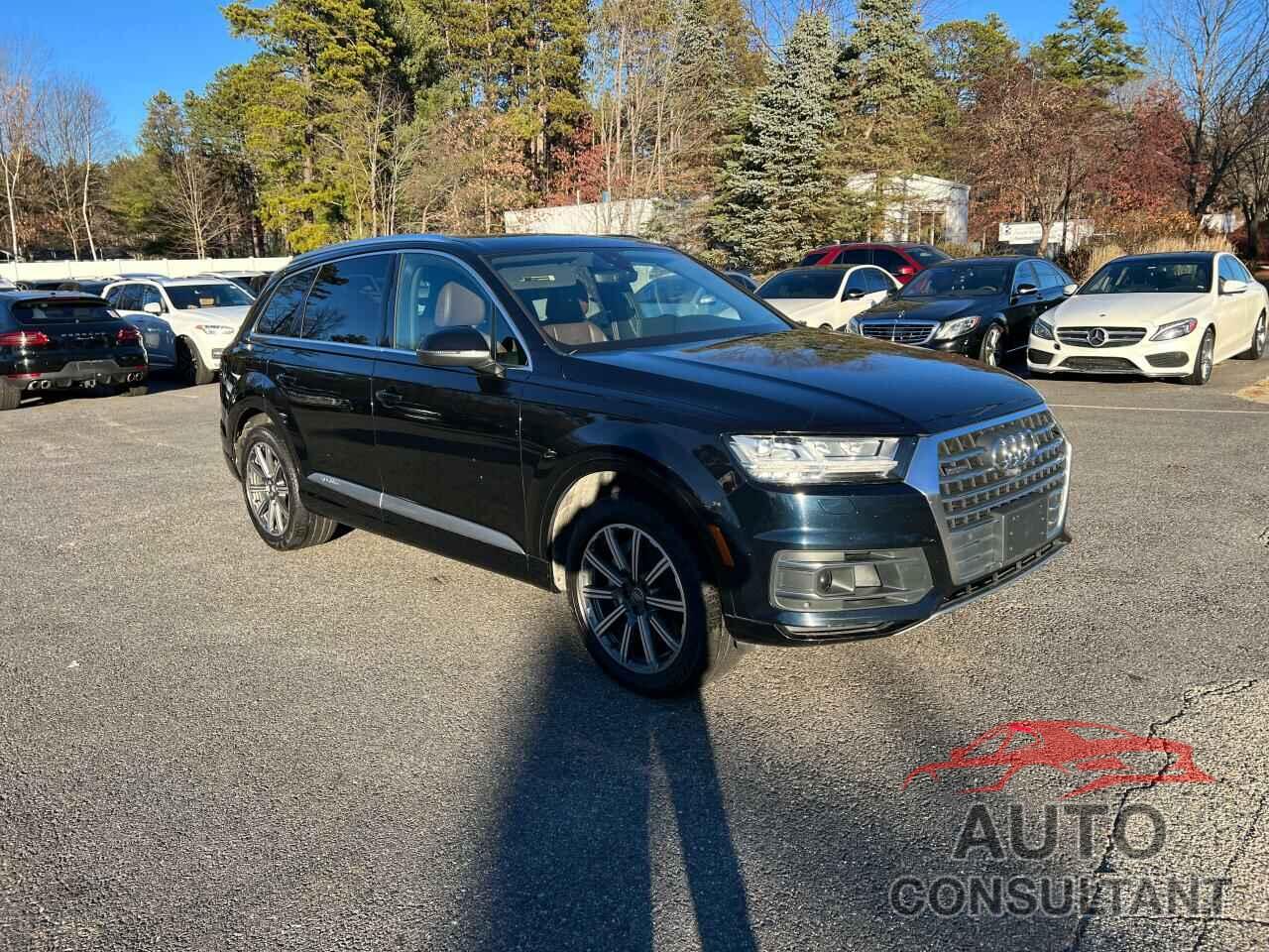 AUDI Q7 2017 - WA1LAAF75HD011336