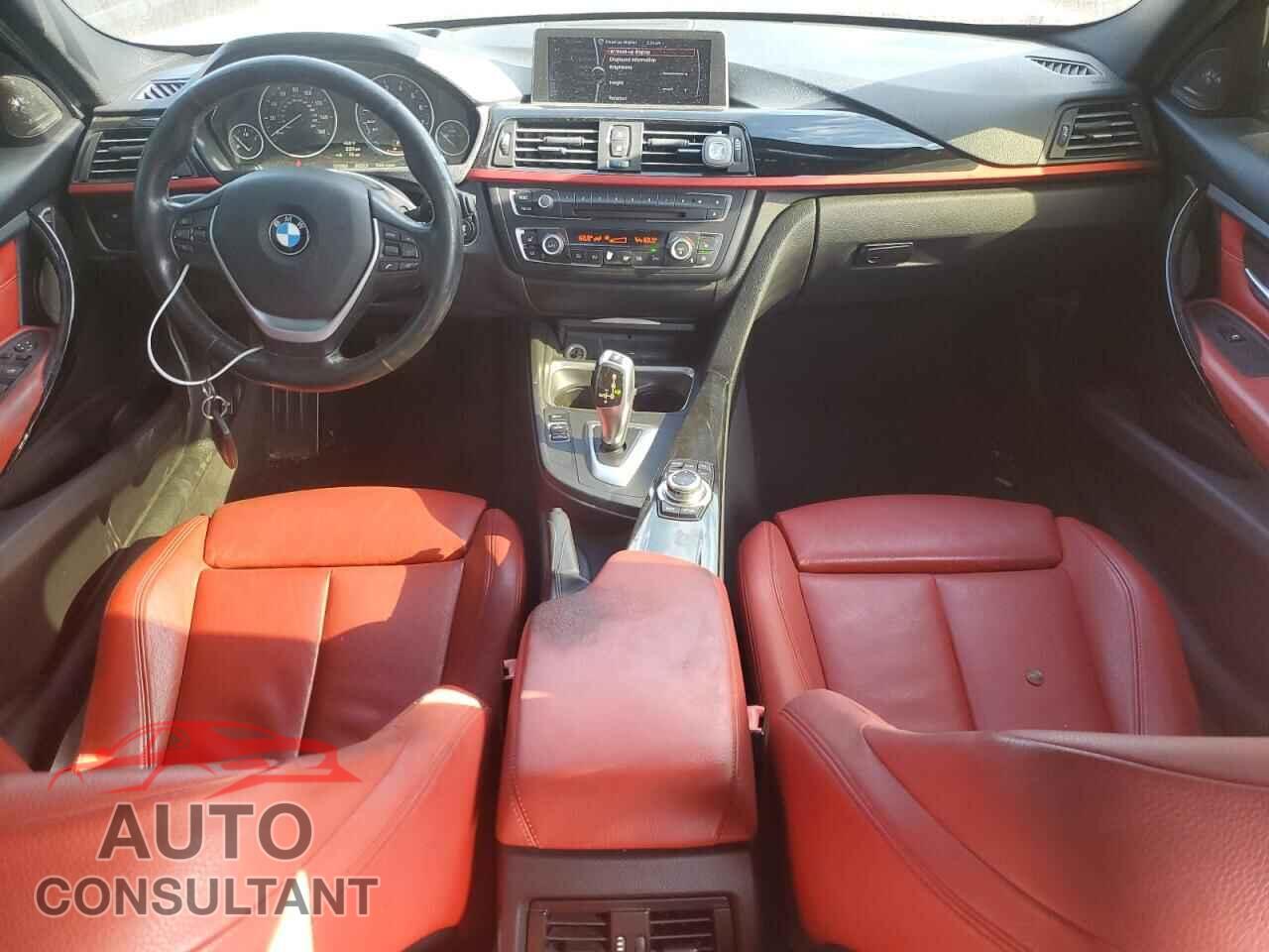 BMW 3 SERIES 2012 - WBA3A5C54CF350177