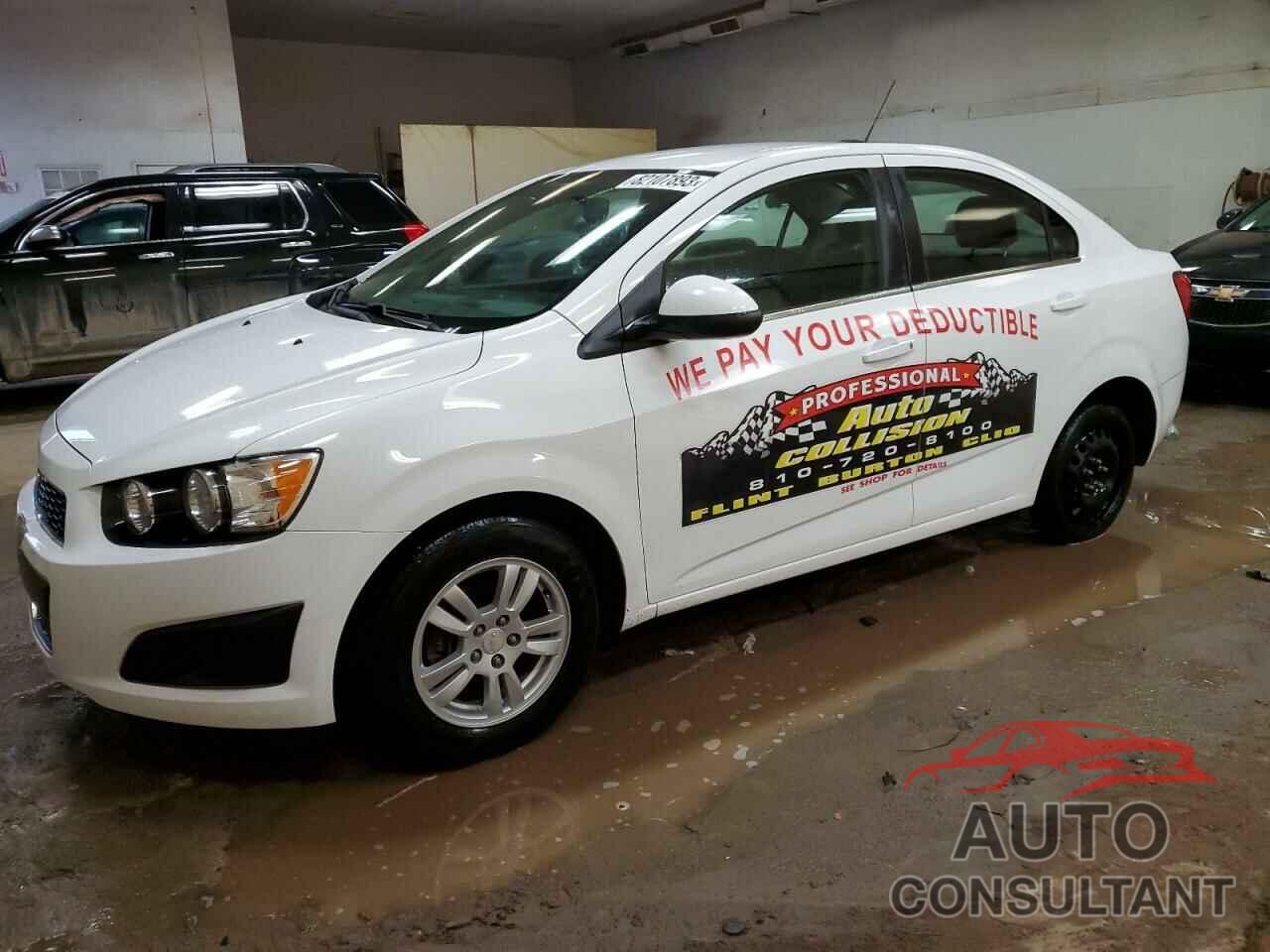 CHEVROLET SONIC 2015 - 1G1JC5SH9F4181279