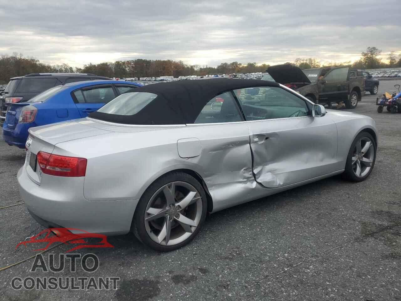 AUDI A5 2012 - WAULFAFH3CN004627