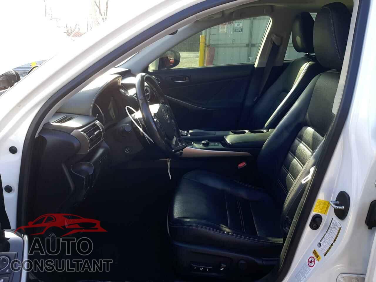 LEXUS IS 2016 - JTHCM1D29G5003560