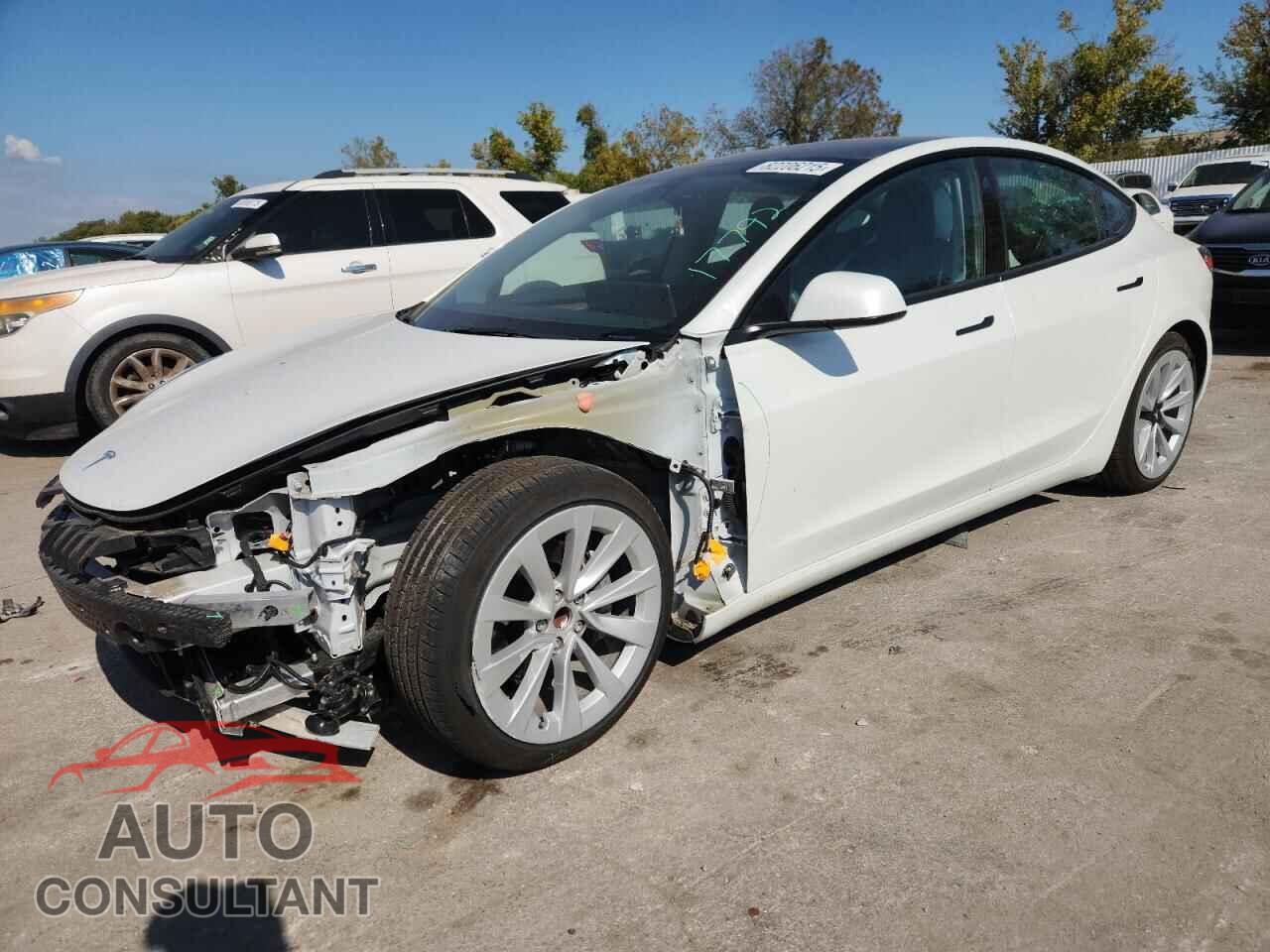TESLA MODEL 3 2022 - 5YJ3E1EA6NF328750