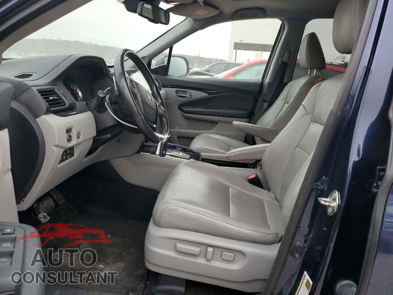 HONDA PILOT 2016 - 5FNYF6H02GB086514