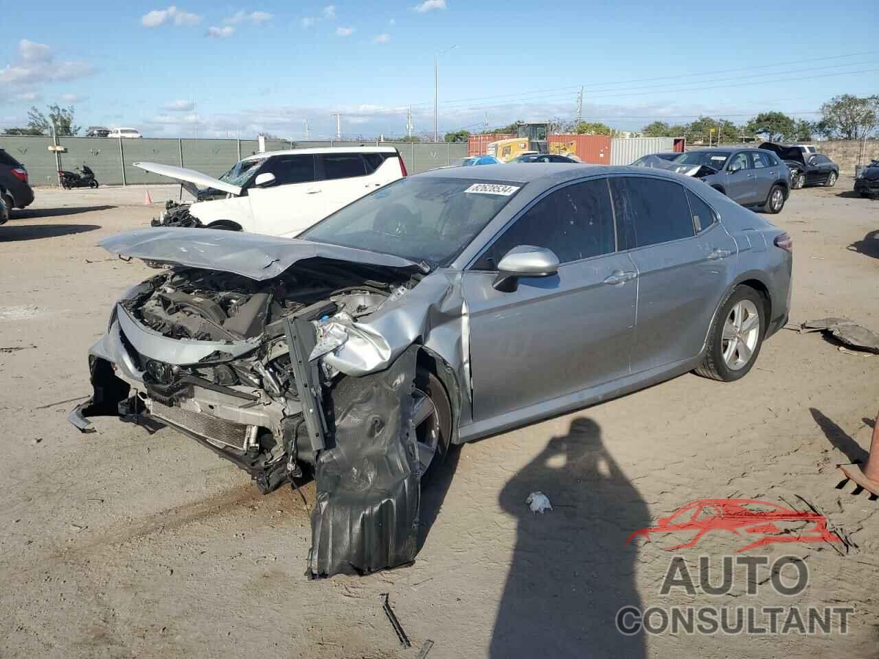 TOYOTA CAMRY 2020 - 4T1C11AK2LU939787