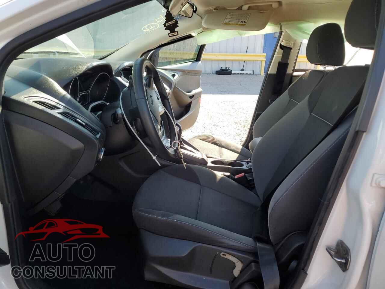 FORD FOCUS 2013 - 1FADP3F22DL213341