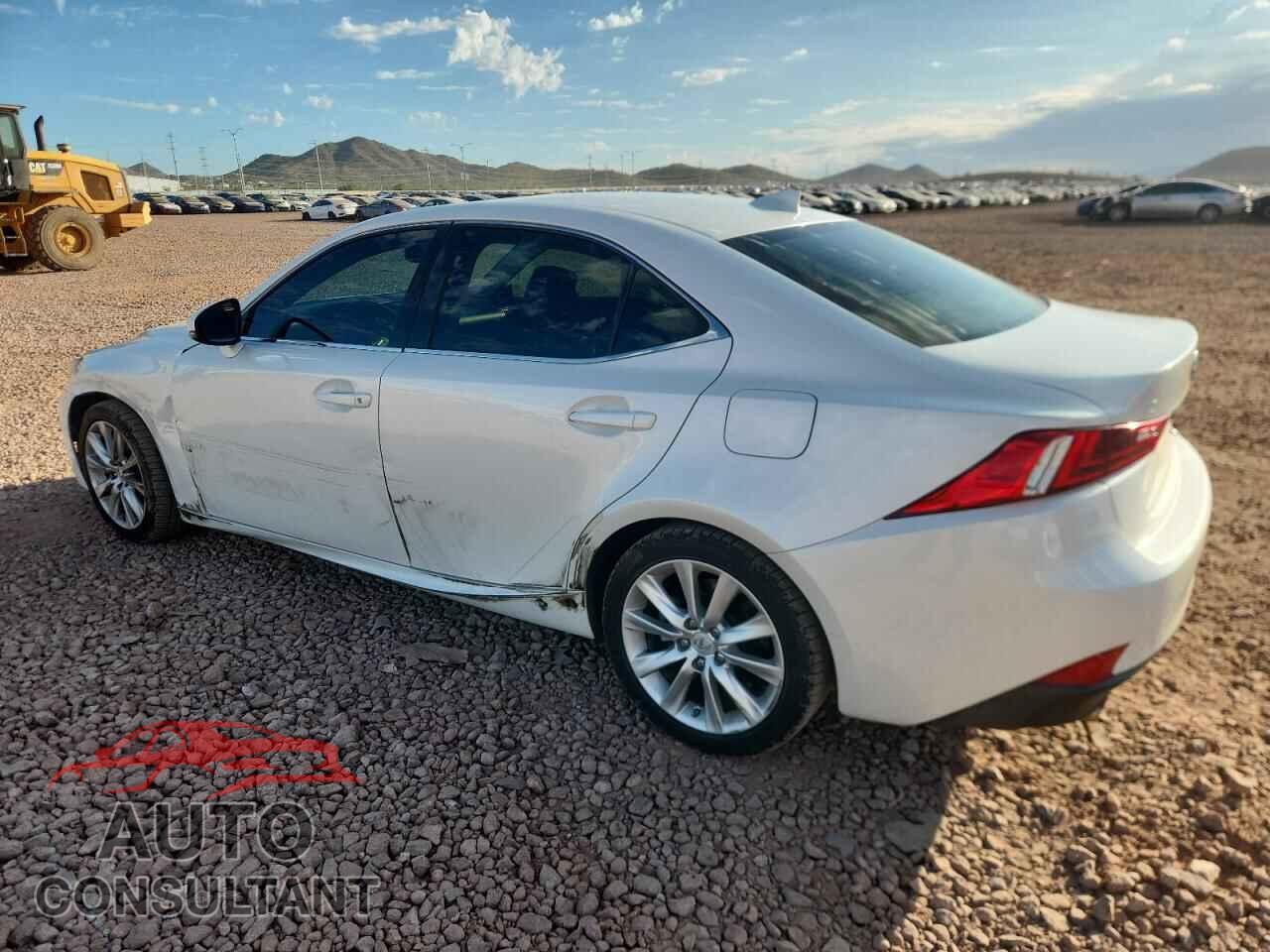 LEXUS IS 2014 - JTHBF1D26E5011201