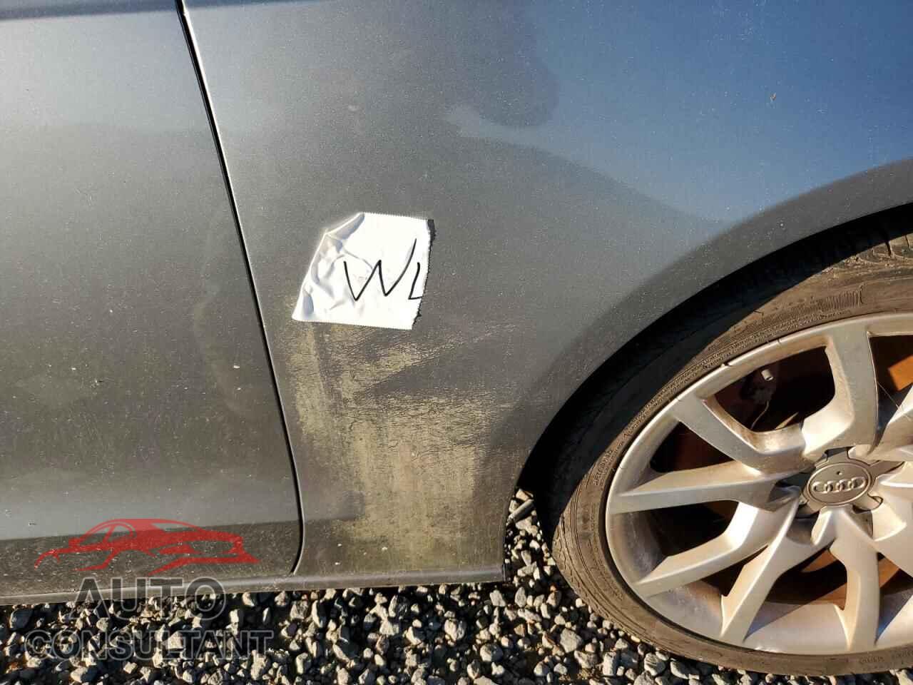 AUDI A5 2011 - WAUCFAFR7BA024121