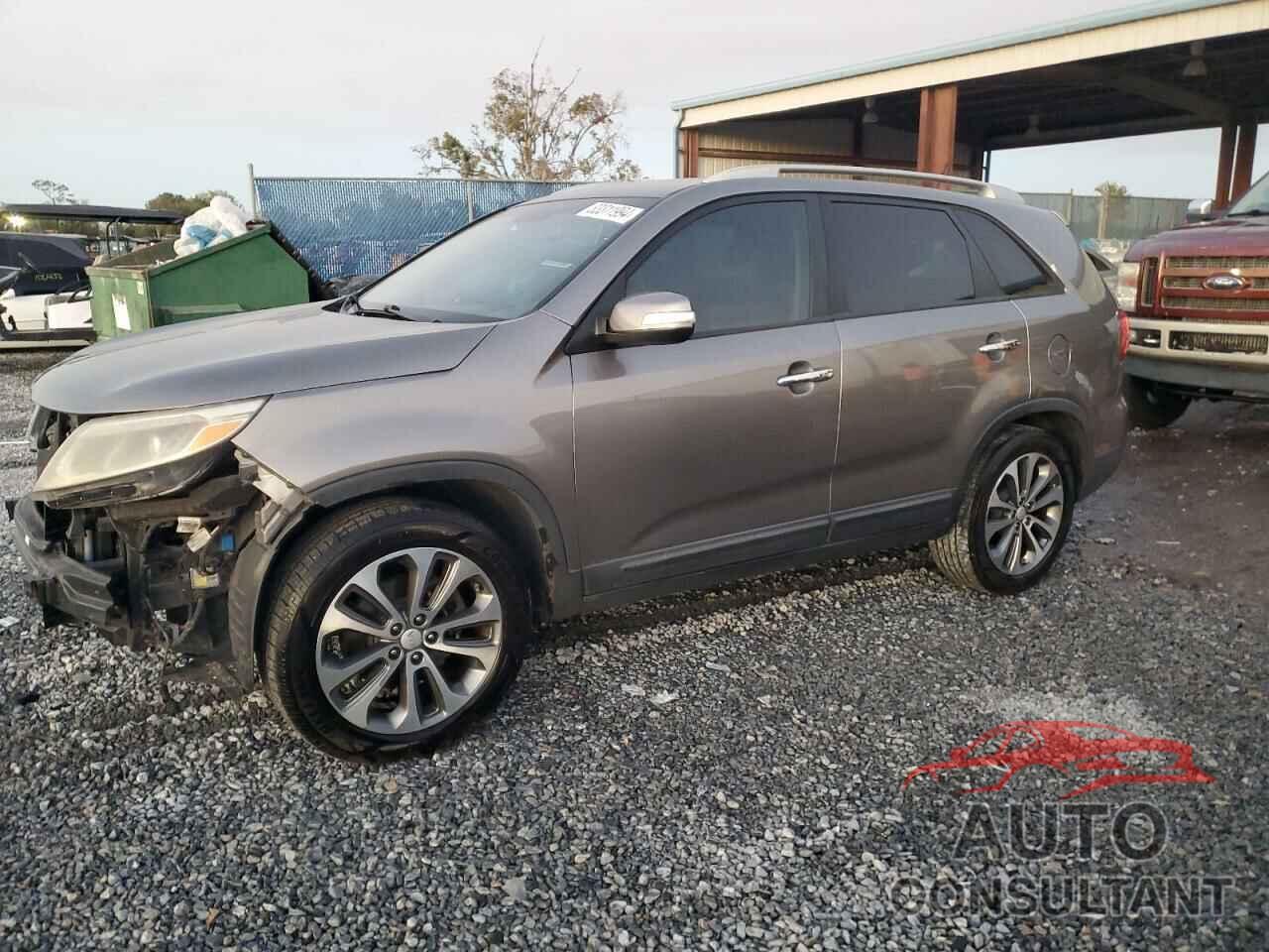 KIA SORENTO 2015 - 5XYKU4A72FG630945