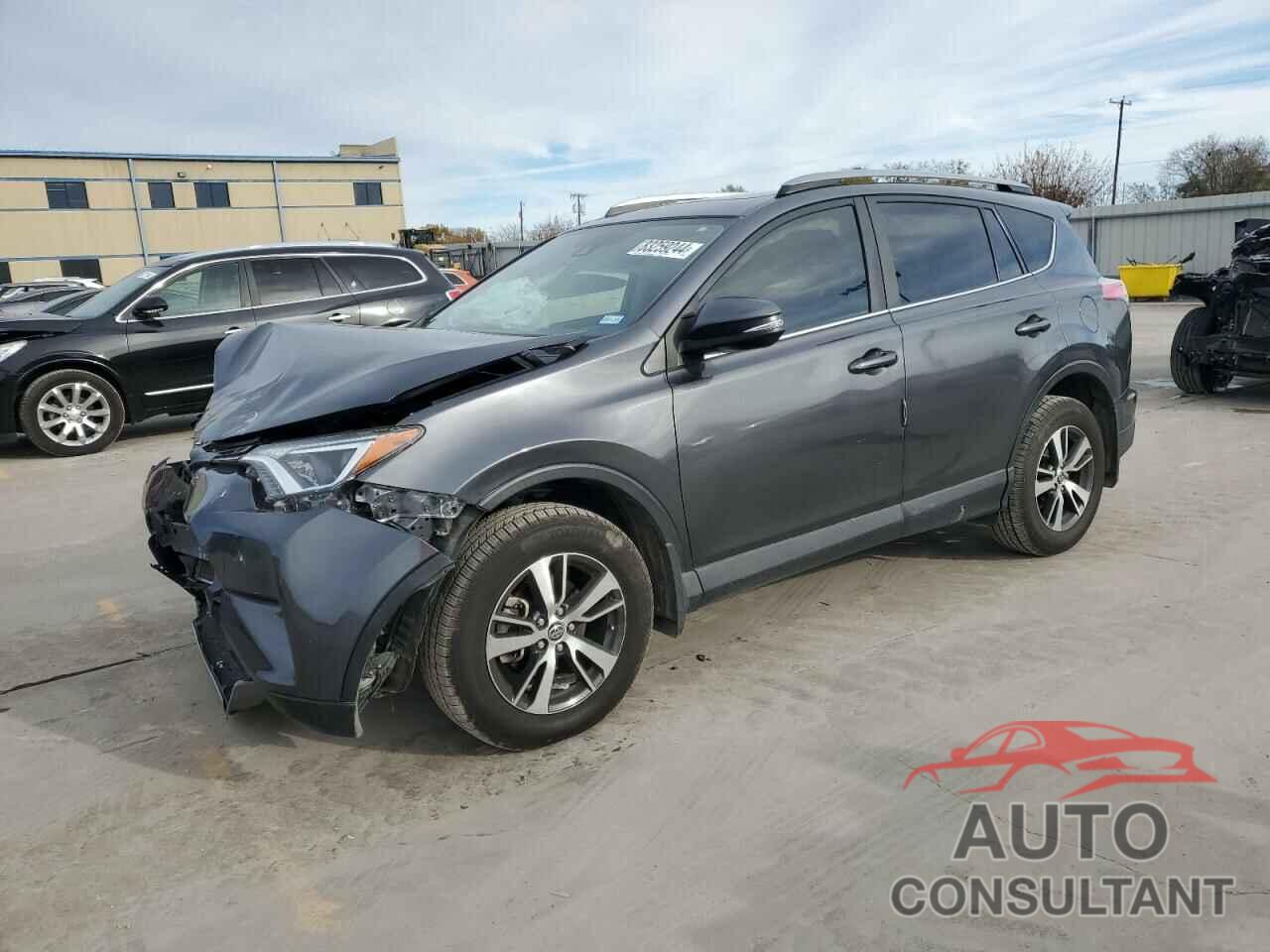 TOYOTA RAV4 2017 - JTMWFREV0HD106454