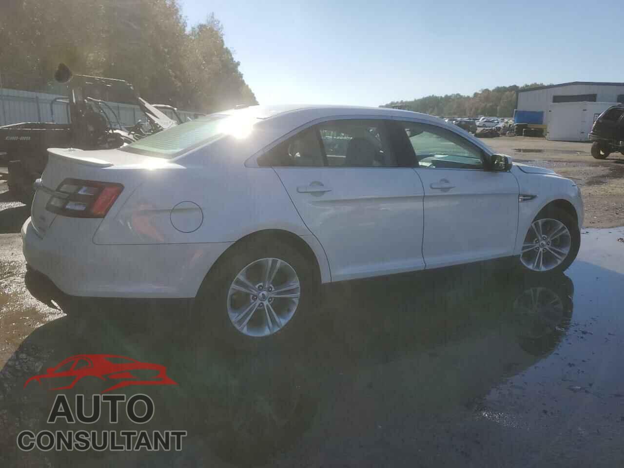 FORD TAURUS 2016 - 1FAHP2E80GG144101