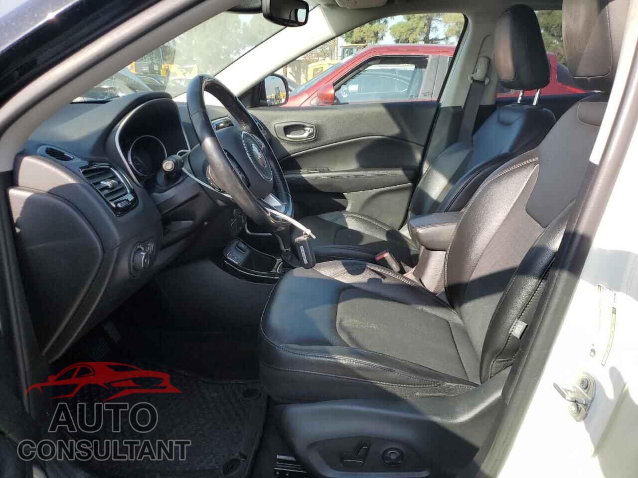 JEEP COMPASS 2019 - 3C4NJCBB5KT809308