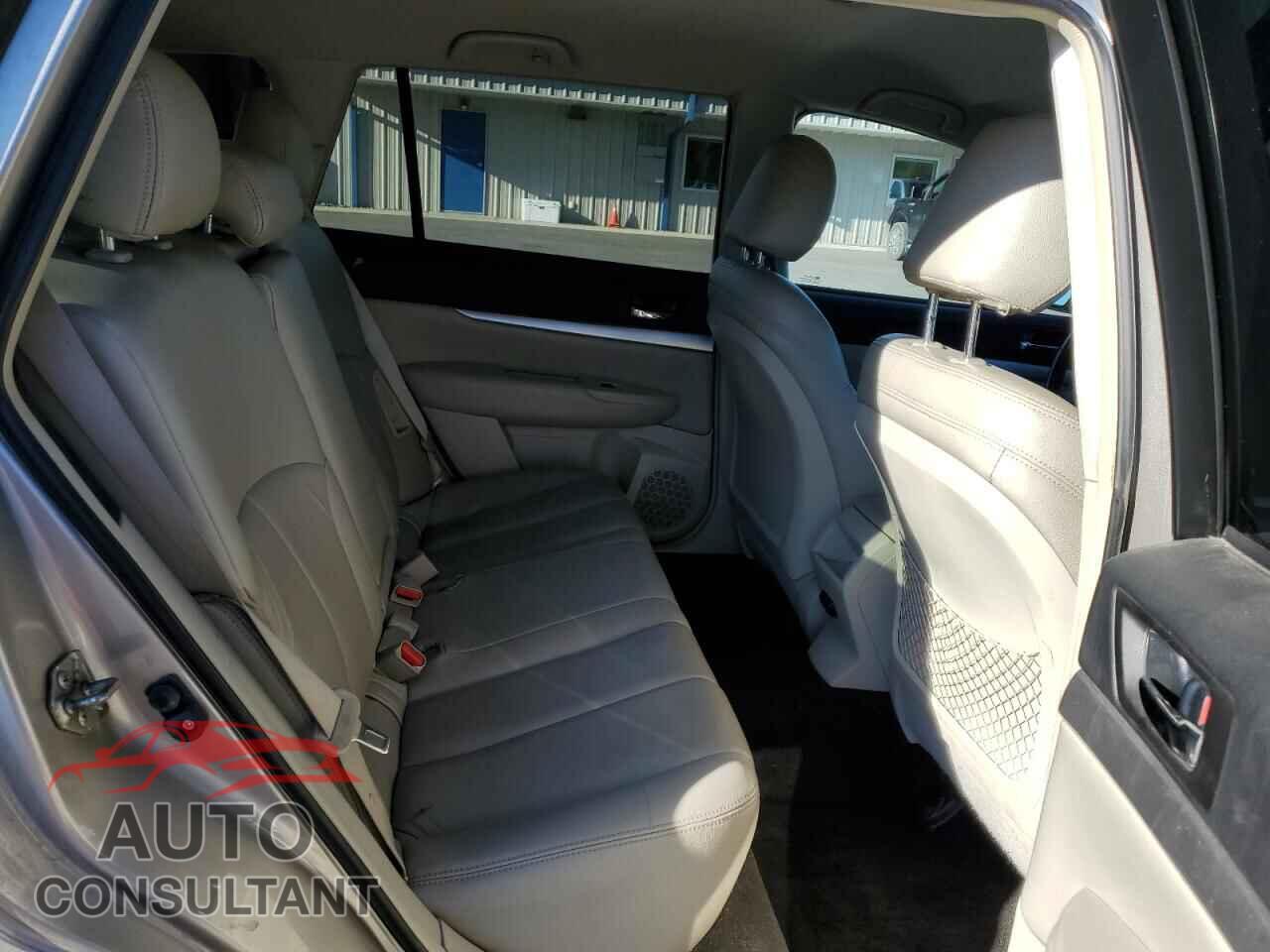 SUBARU OUTBACK 2014 - 4S4BRCCC8E3278071