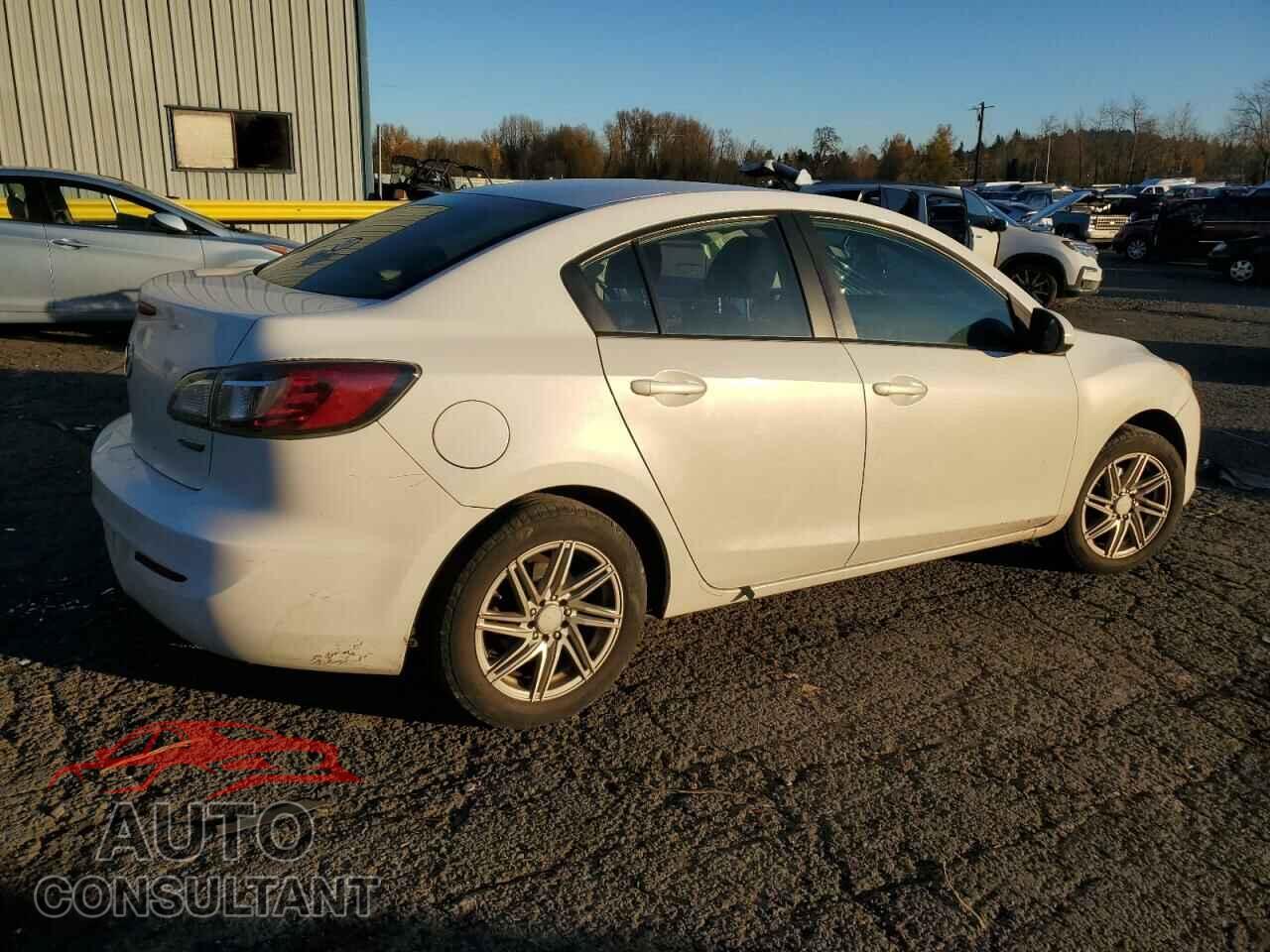 MAZDA 3 2013 - JM1BL1U89D1701481