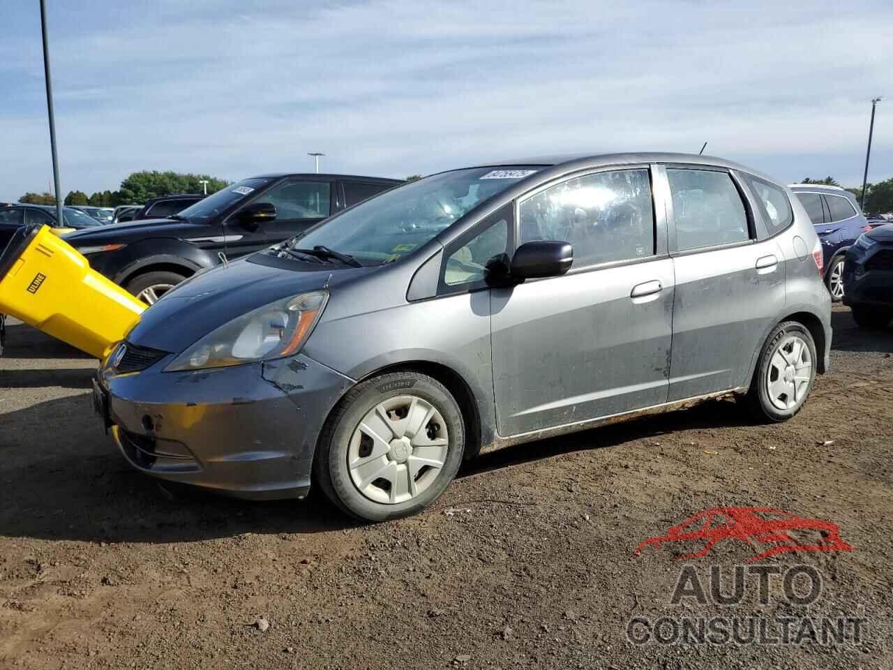 HONDA FIT 2013 - JHMGE8H35DC079620
