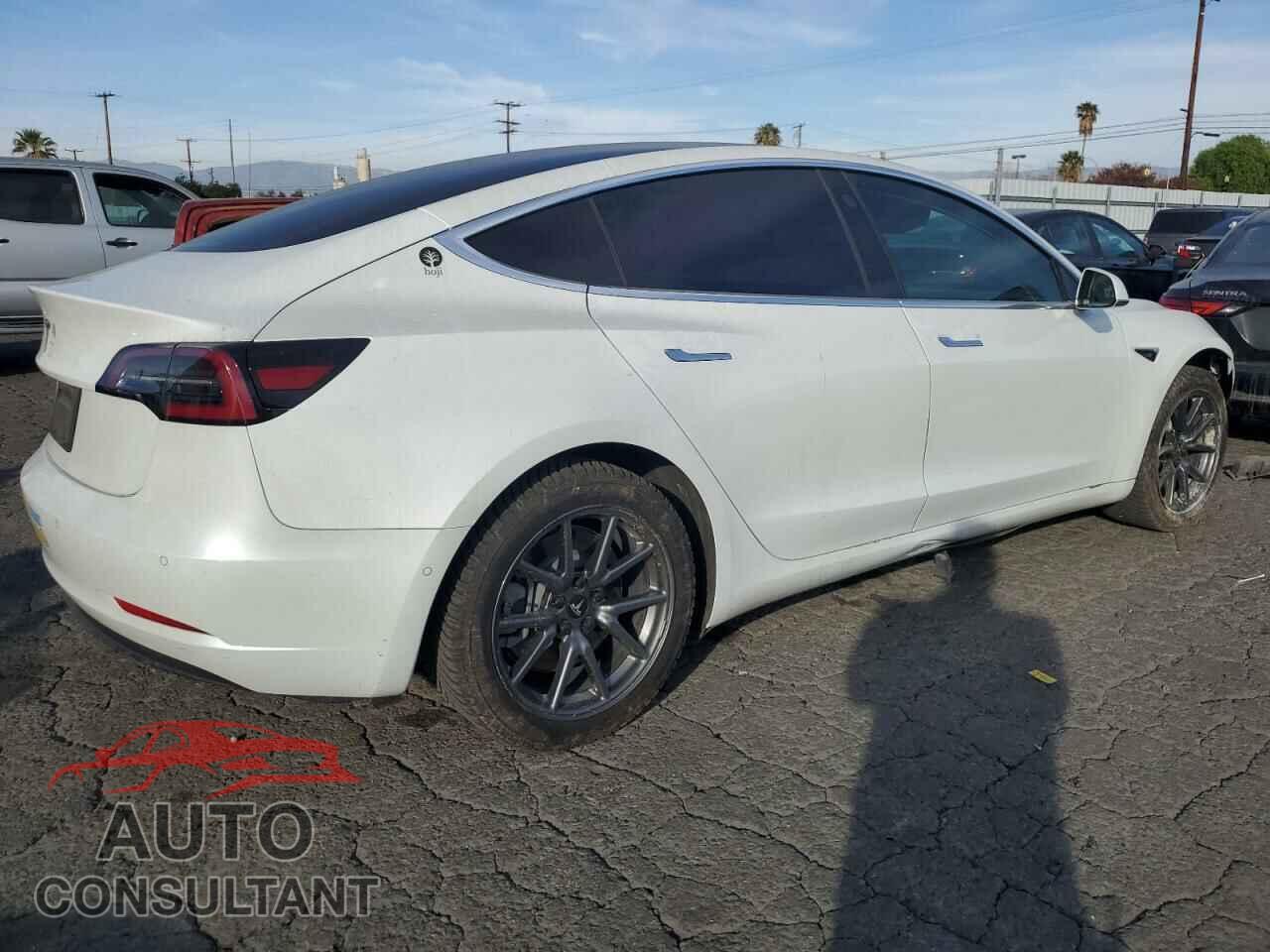 TESLA MODEL 3 2019 - 5YJ3E1EA7KF427377