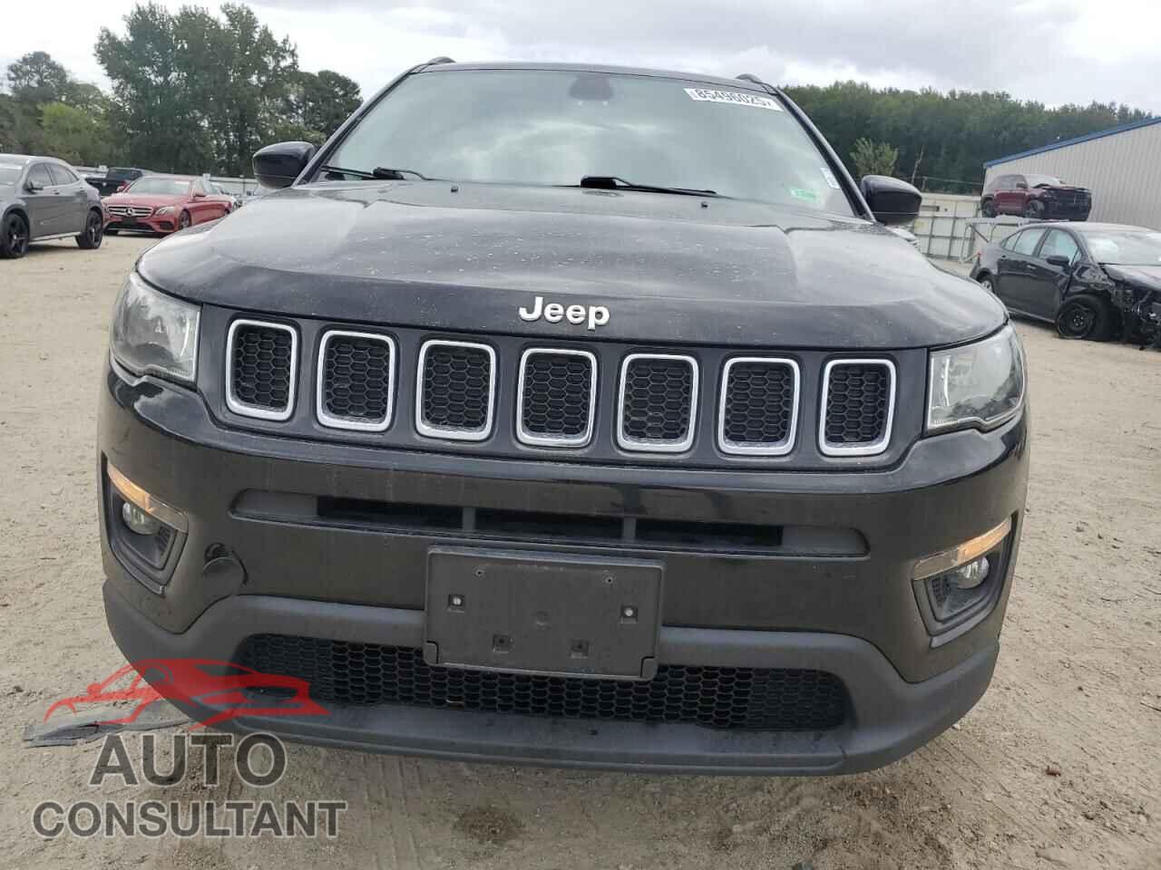 JEEP COMPASS 2019 - 3C4NJDBB9KT647351