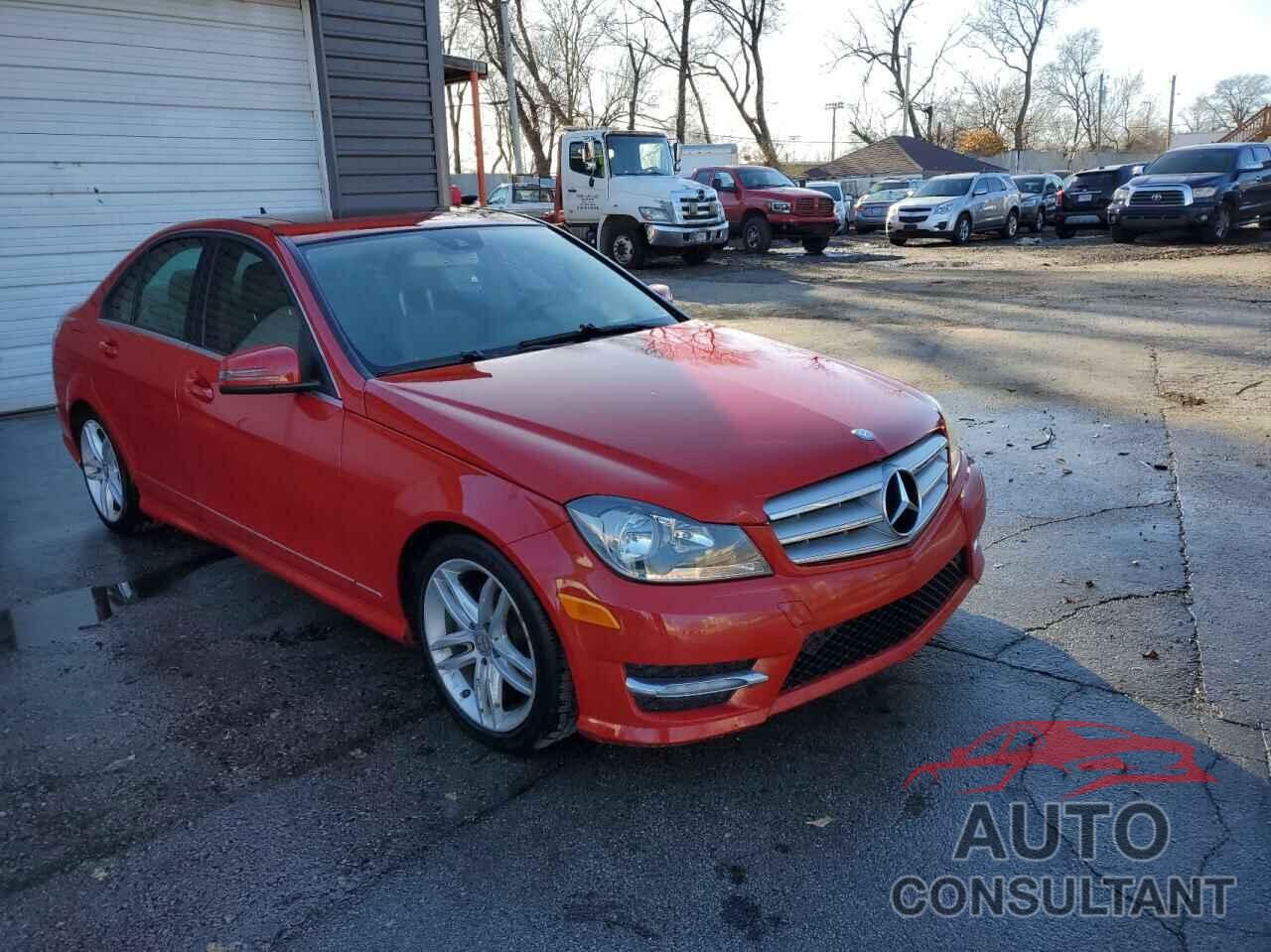 MERCEDES-BENZ C-CLASS 2012 - WDDGF8BB7CA713315