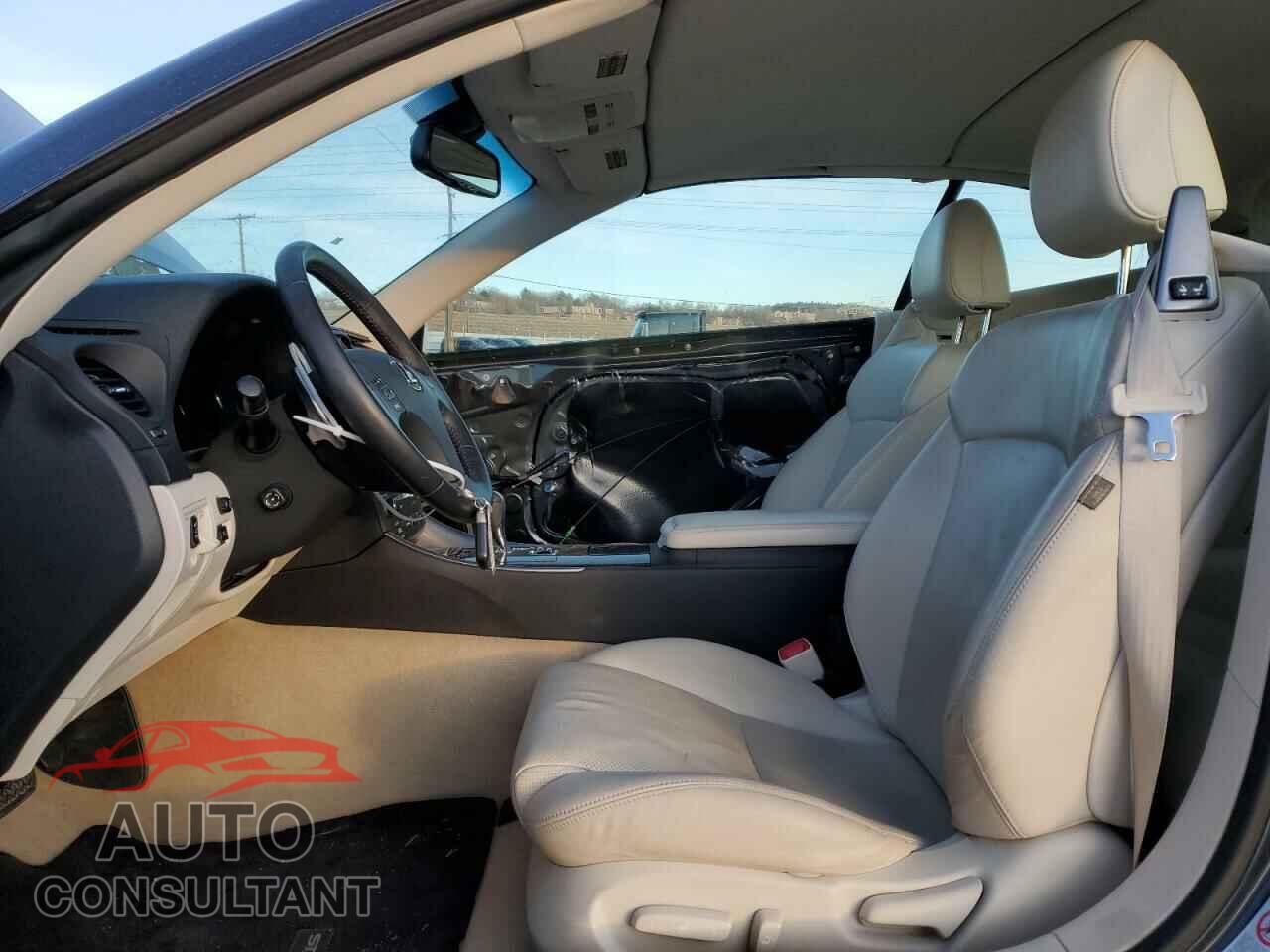 LEXUS IS 2010 - JTHFE2C21A2500726