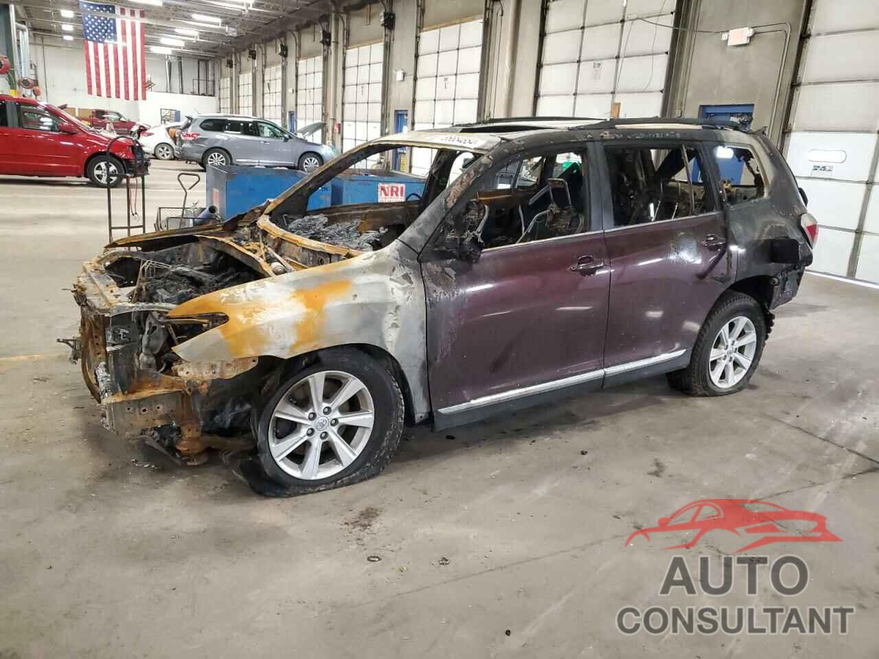 TOYOTA HIGHLANDER 2011 - 5TDBK3EH5BS058494