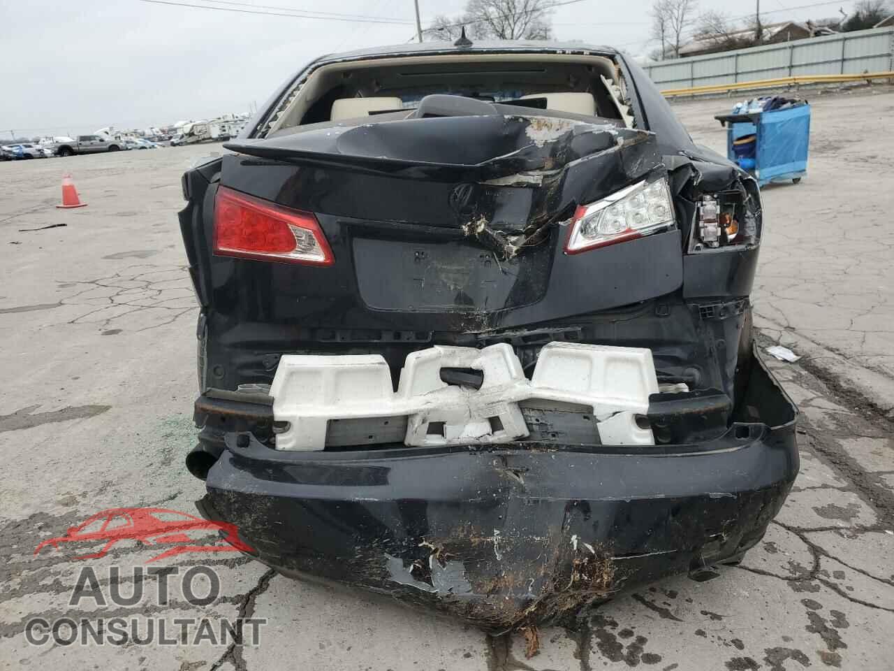 LEXUS IS 2011 - JTHBF5C28B5155532