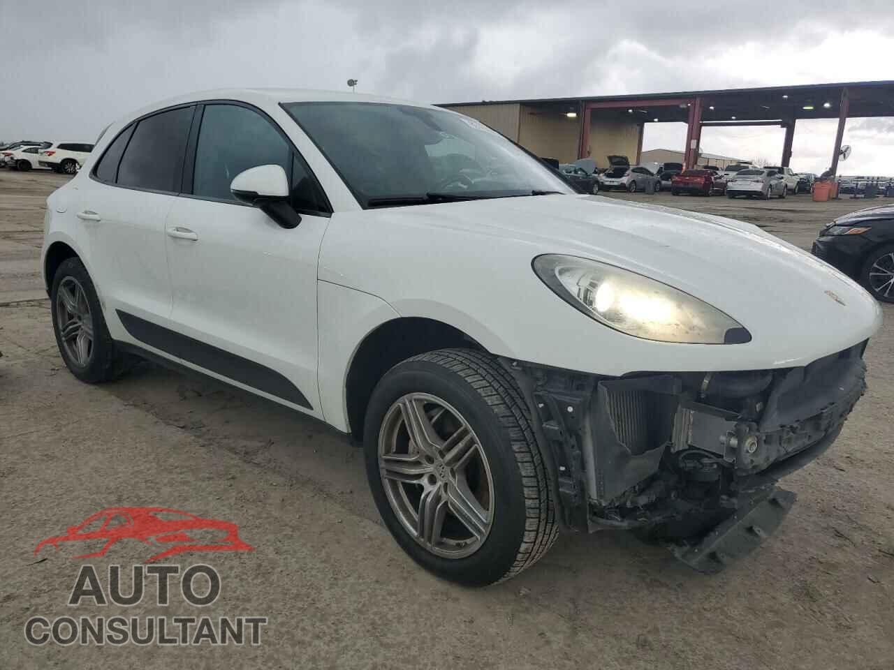 PORSCHE MACAN 2015 - WP1AB2A5XFLB44181