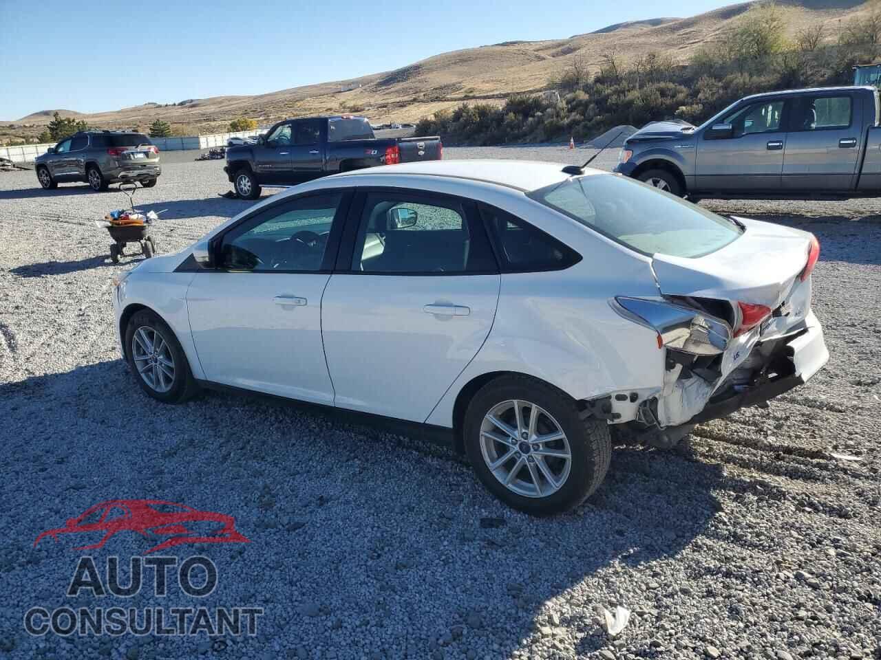 FORD FOCUS 2017 - 1FADP3F23HL300106