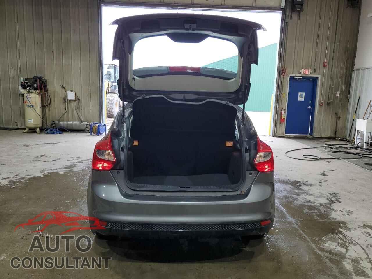 FORD FOCUS 2014 - 1FADP3K27EL134237
