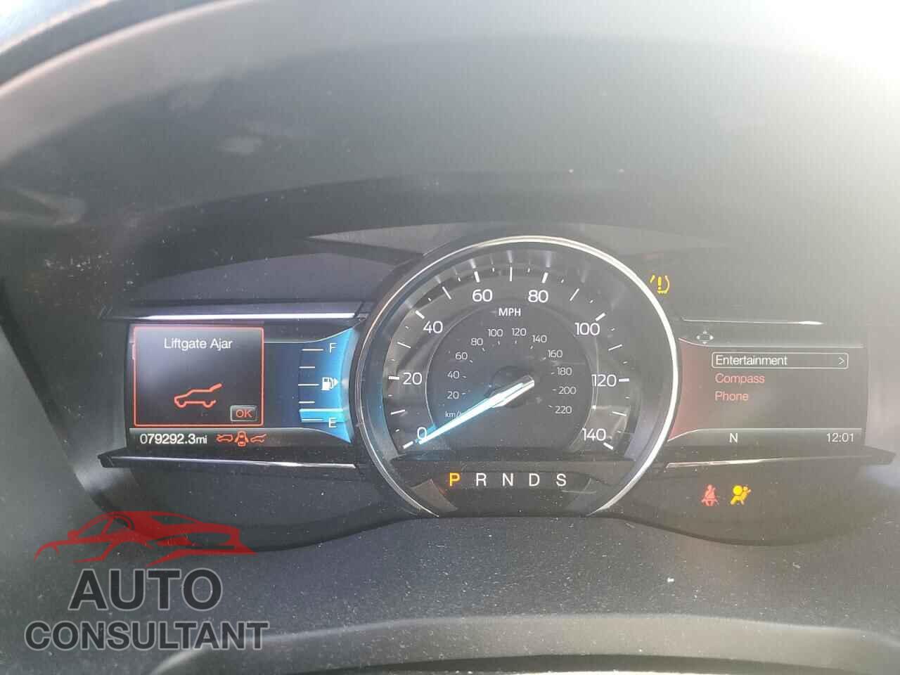 FORD EXPLORER 2018 - 1FM5K7D8XJGB86952