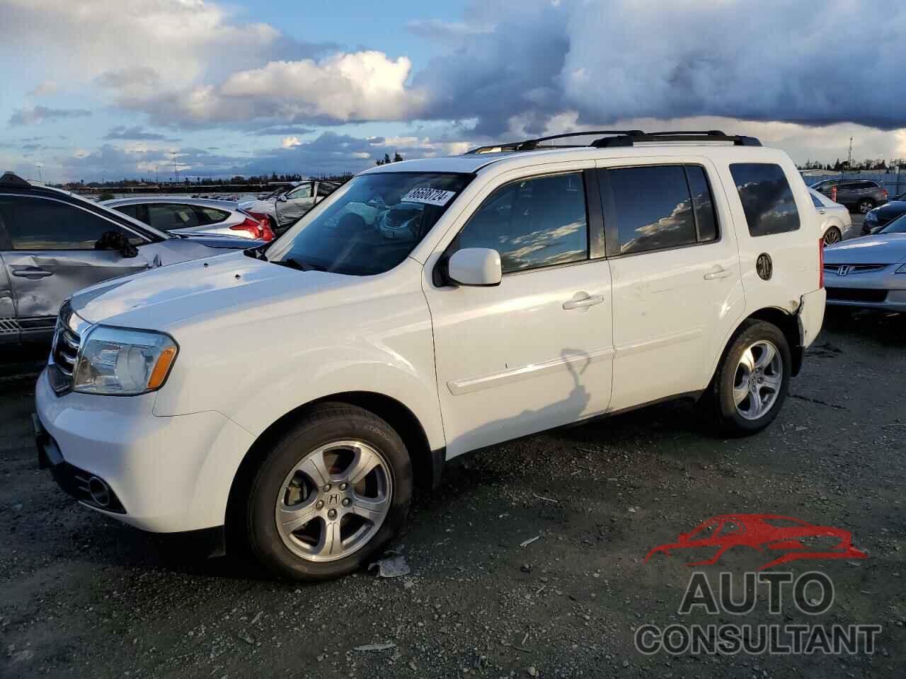 HONDA PILOT 2013 - 5FNYF3H64DB034509