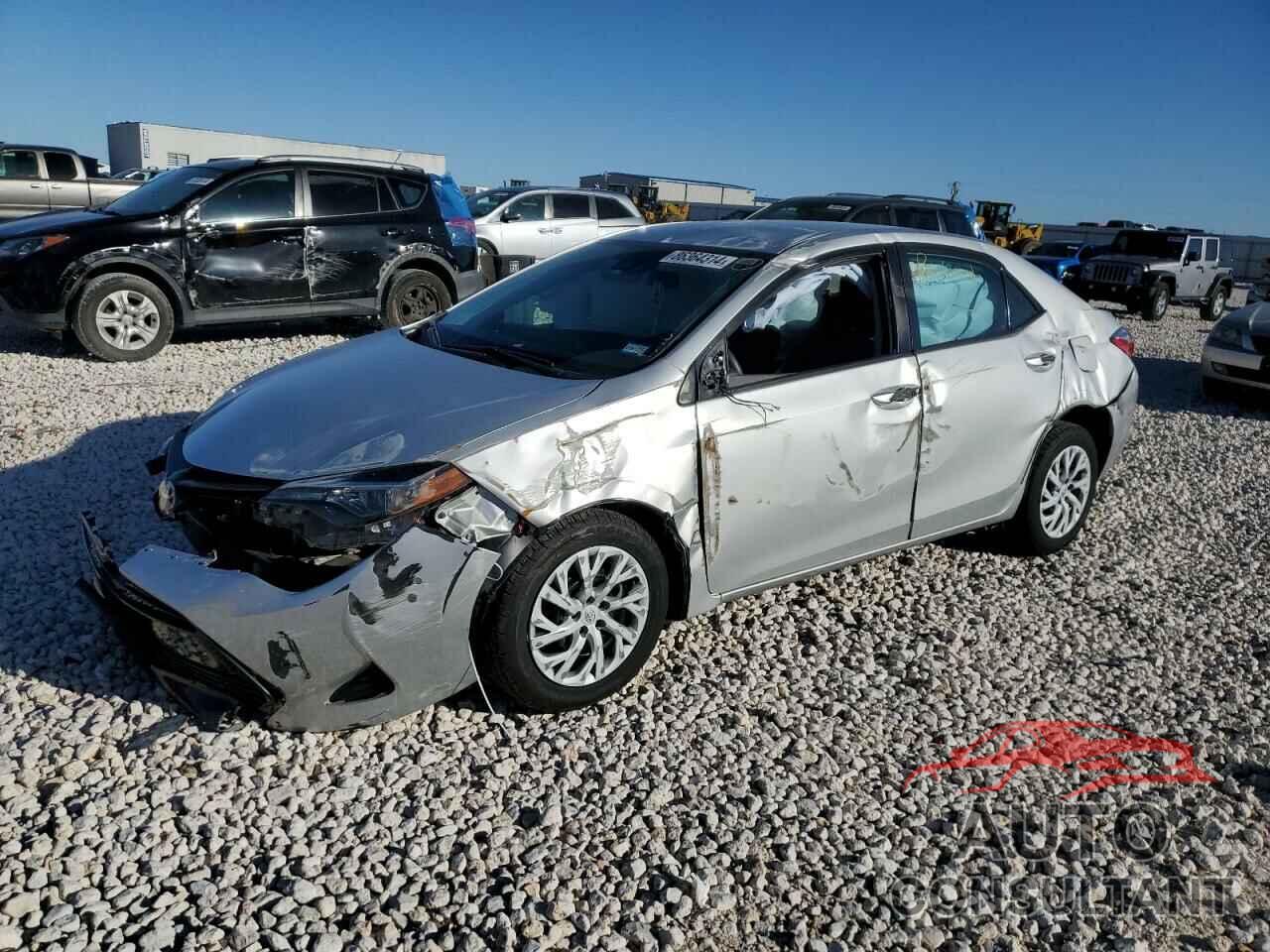 TOYOTA COROLLA 2019 - 5YFBURHE7KP882892