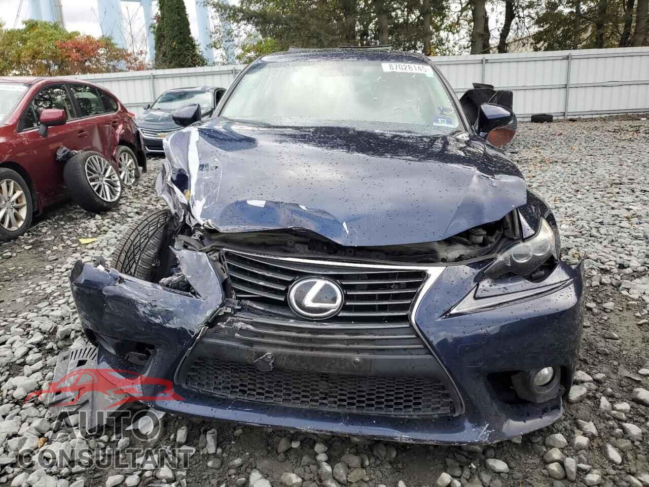 LEXUS IS 2014 - JTHCF1D21E5004466